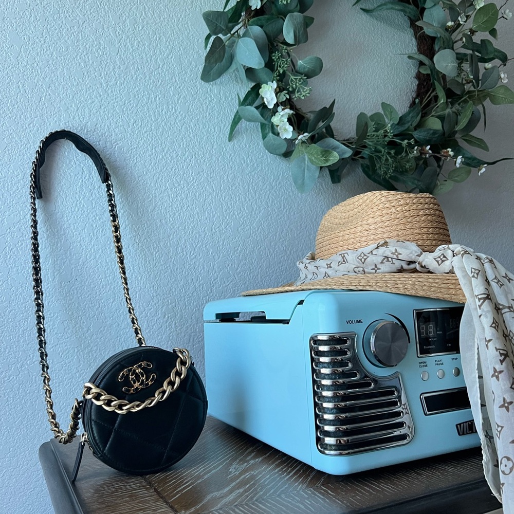 Chanel 19 Round Clutch Chain